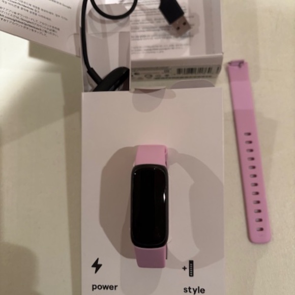 Fitbit Inspire 3 in Lilac Bliss Colour - Picture 4 of 4